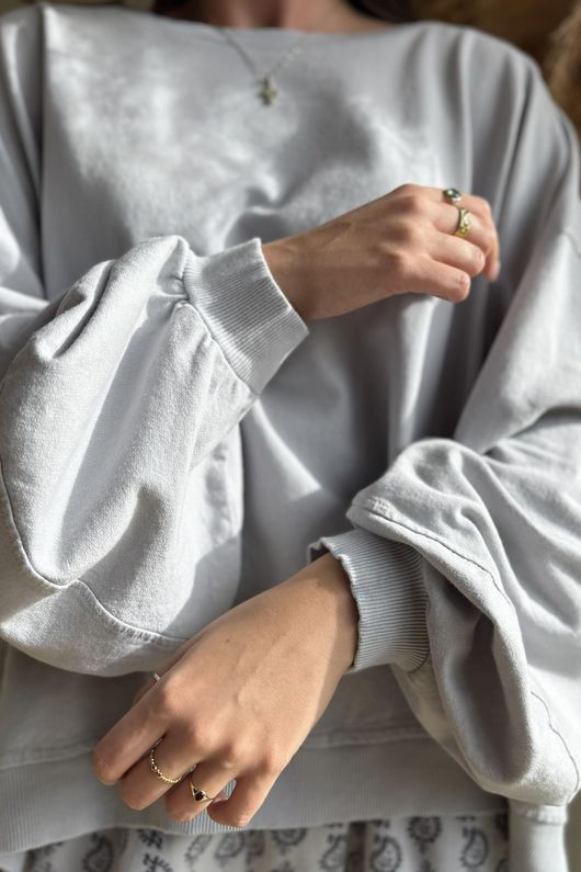 Lagen Lantern Sleeve Sweatshirt Smoke